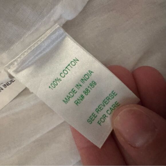 Lilly Pulitzer Solid White Cruiser Camp Shirt Gold Button Front 100% Cotton 0 - Picture 5 of 7